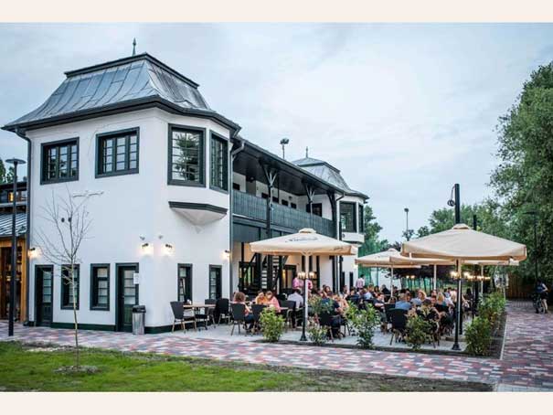 Egyesületi nap a VakVarjú Csónakházban!